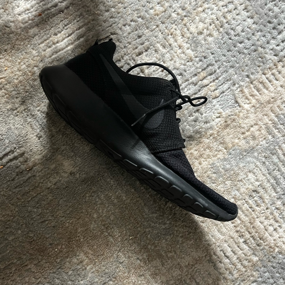 Nike roshes